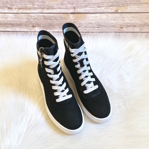 Timberland Black Ruby Ann 6” Sneaker Boots - Picture 5 of 7